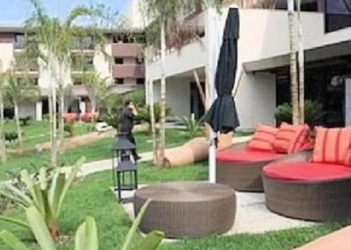 Flat Romantico A Beira Lago M 401